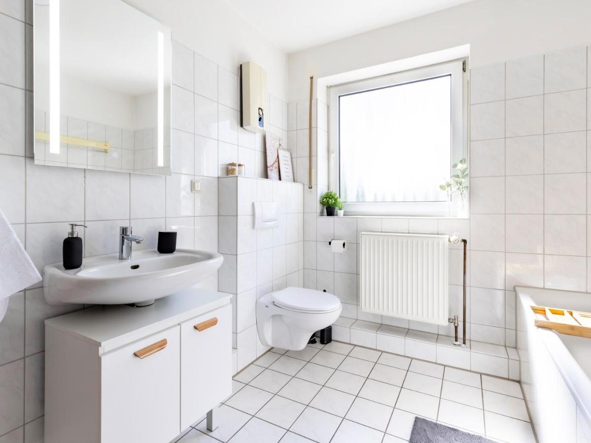 Apartmán Arena In Der Naehe - Tiefgarage - Balkon - Kueche - Smart Tv Gelsenkirchen Exteriér fotografie